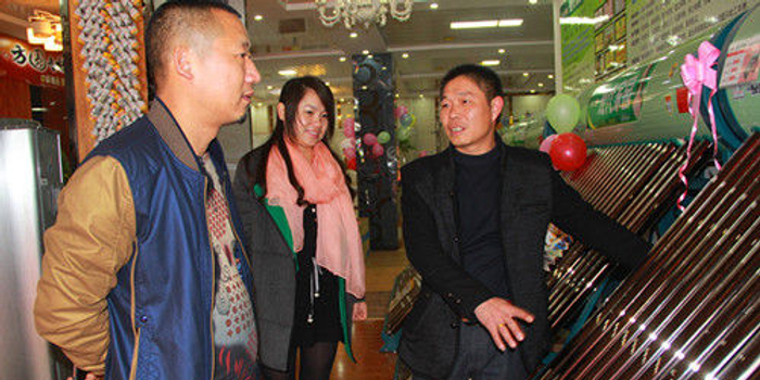 幸杰昌聯(lián)手全國700家名牌企業(yè)，羅平縣工廠直銷店盛大開業(yè)